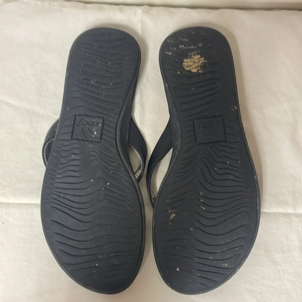 Women’s size 8 reef flip-flops - Picture 2 of 3